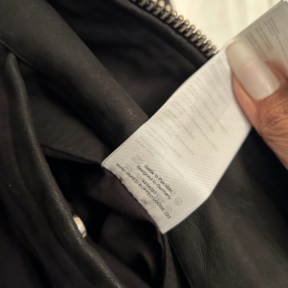 NEW Mens’ Classic Leather Biker Jacket Size S - Picture 11 of 16